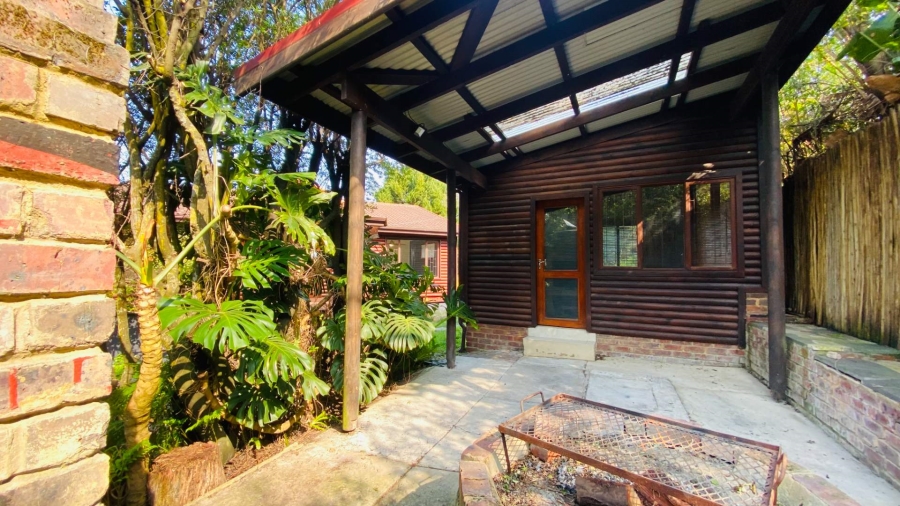 To Let 3 Bedroom Property for Rent in Hunters Home Western Cape